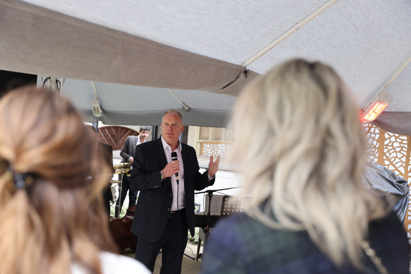 Russell Hobbs Garden Partea