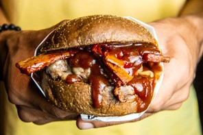 Pulled pork burger