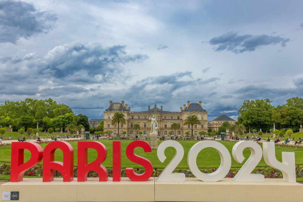 Paris 2024 sign